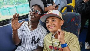 Yankees’ Jazz Chisholm Jr. continues with new “little brother” at the Little League Classic