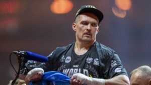 Ukrainian champion boxer Oleksandr Usyk handcuffed at Polish airport